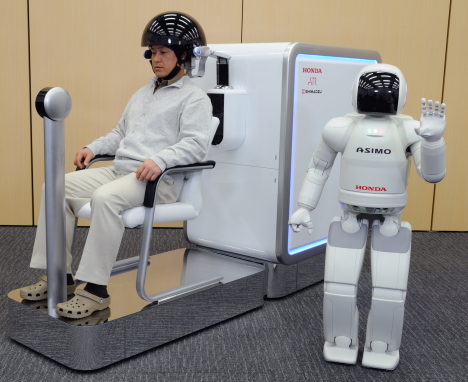 Thought controls robot Thought controls robot